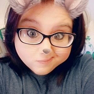 Meet your Posher, Casey